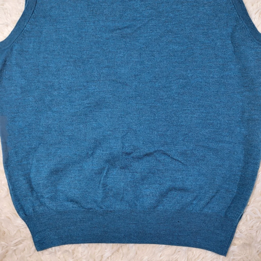Peter Millar Sweater Vest Mens Medium Knit 100 % Merino Wool Blue Golf - Picture 12 of 16